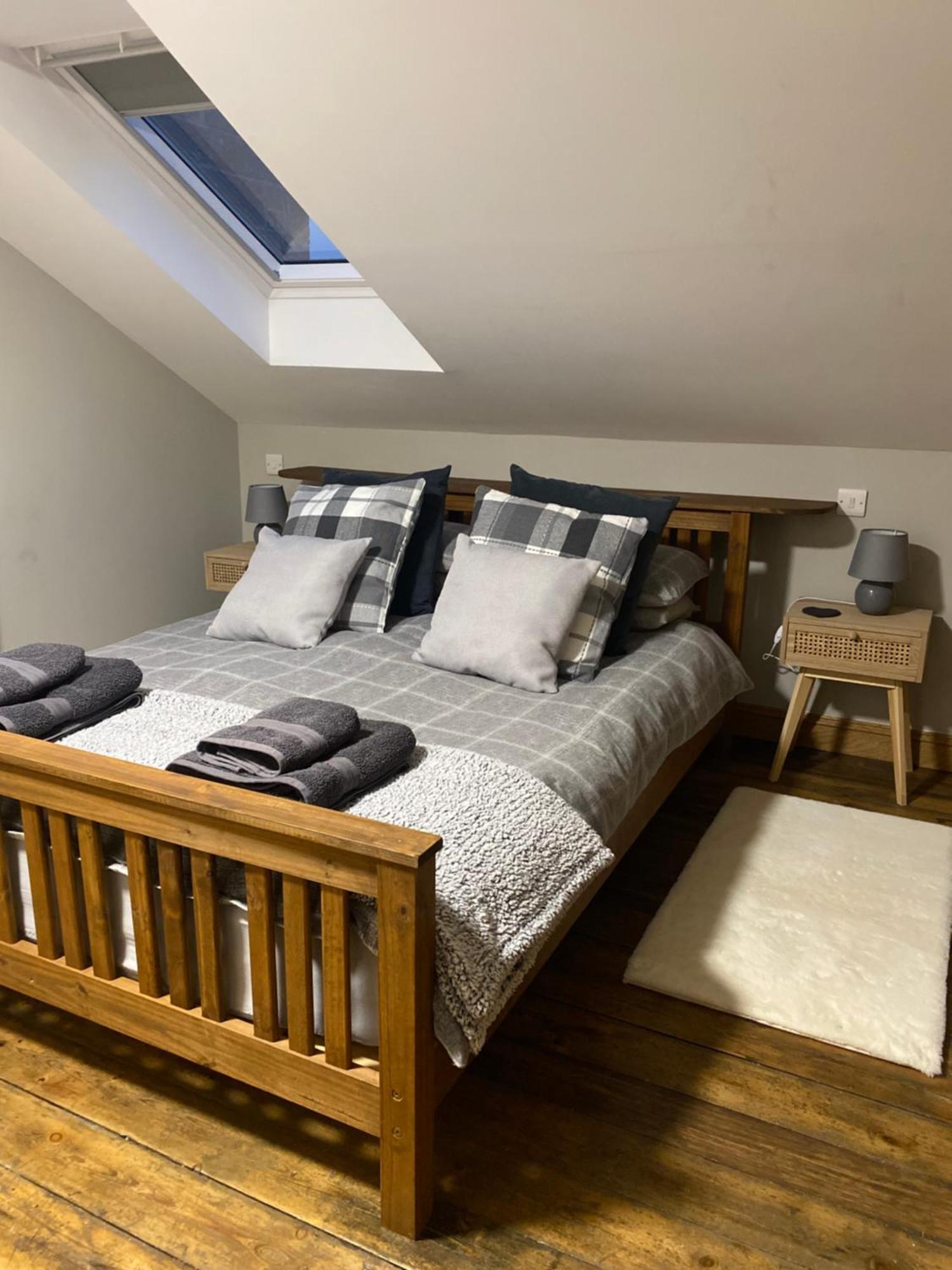 Wee Kirkhill Apartment *