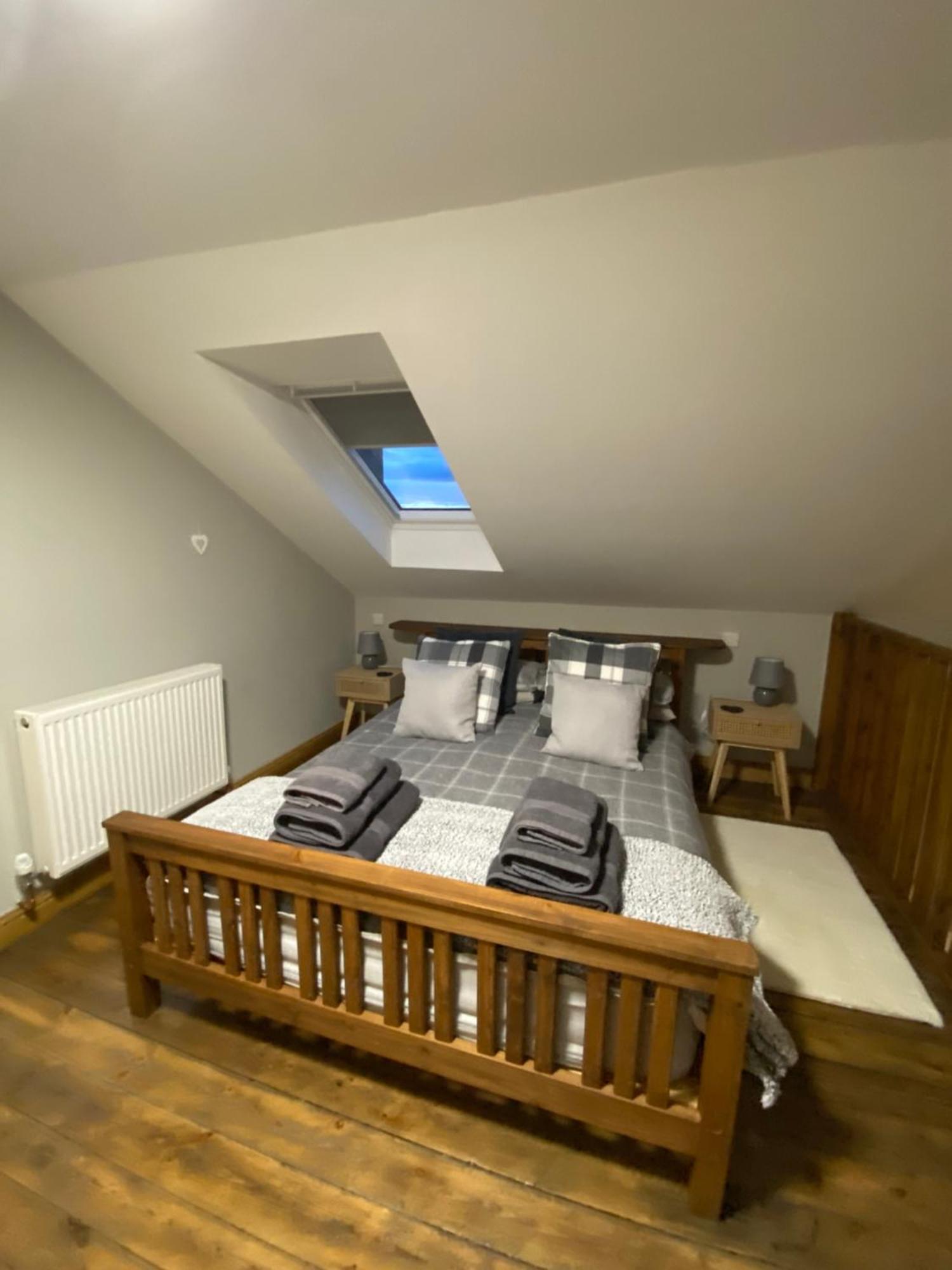 Wee Kirkhill Apartment